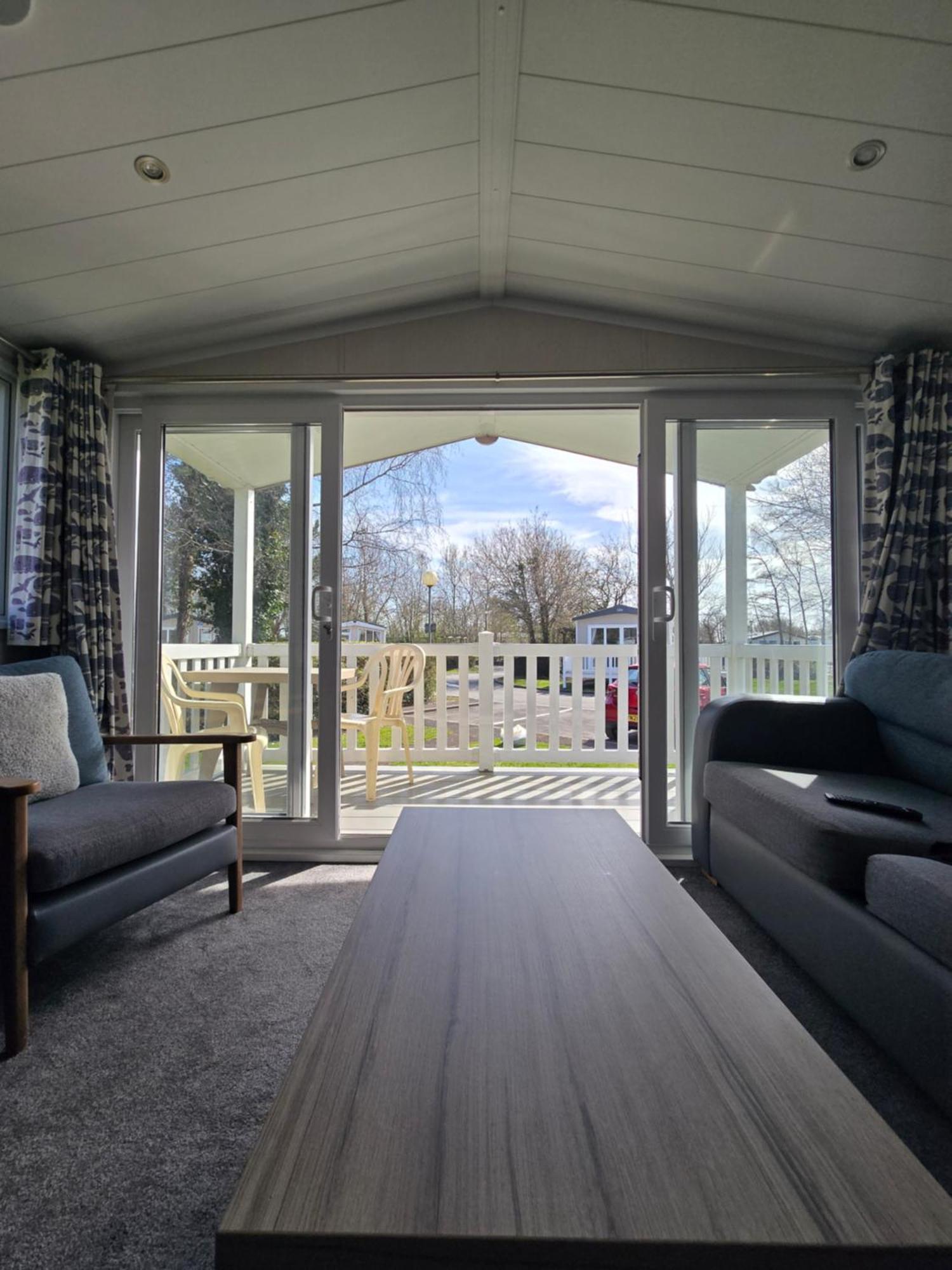 Haven Burnham On Sea 16 Elm Grove Hotel ภายนอก รูปภาพ