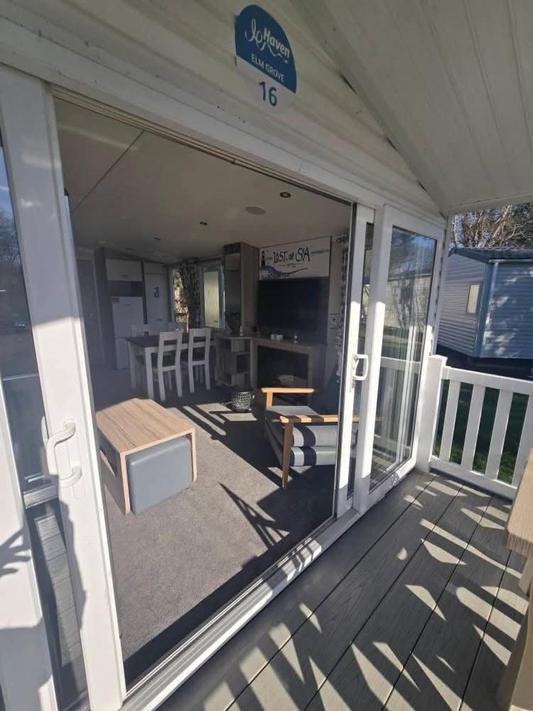 Haven Burnham On Sea 16 Elm Grove Hotel ภายนอก รูปภาพ