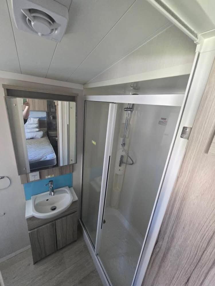 Haven Burnham On Sea 16 Elm Grove Hotel ภายนอก รูปภาพ